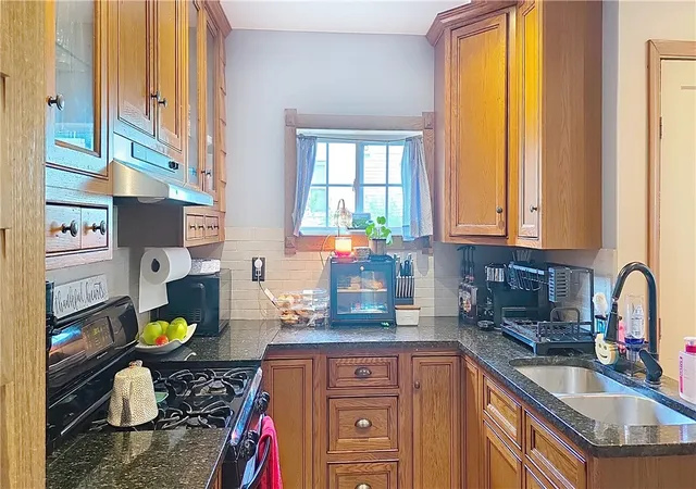 Photo 5 of Single family home for sale at 4 Arnold St, Union Springs, NY 13160 | MLS# R1696927 | Listing updated on 2026-07-28
