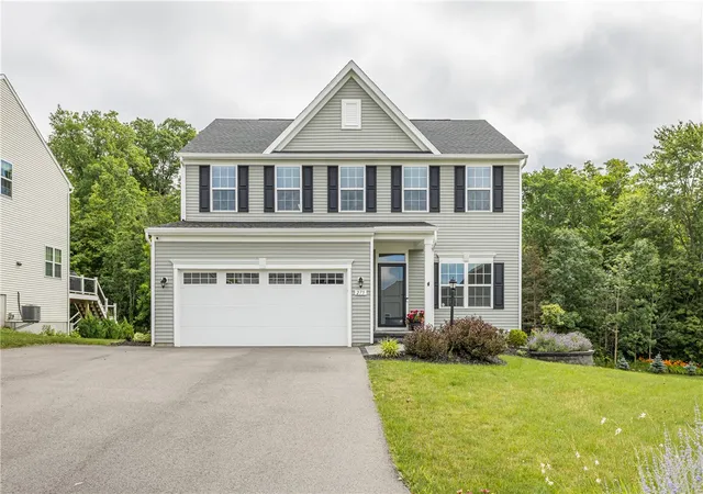 1st image of 275 Turtle Run, Macedon, NY 14502 | MLS# R1696677