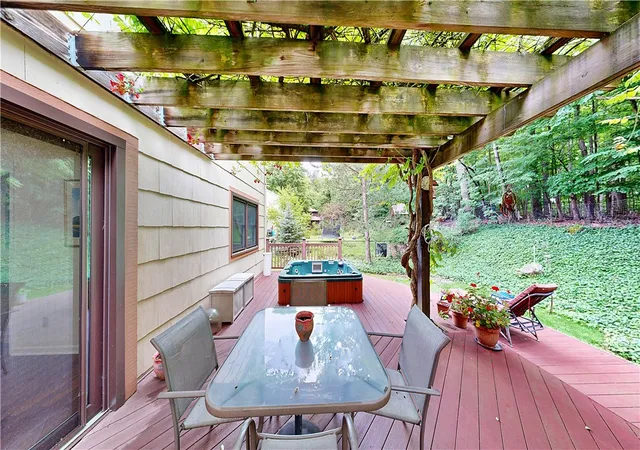 5th image of 23 Northfield, Pittsford, NY 14534 | MLS# R1696756