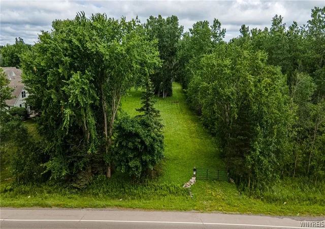 1st image of 4100 N French Rd, East Amherst, NY 14051 | MLS# B1697008