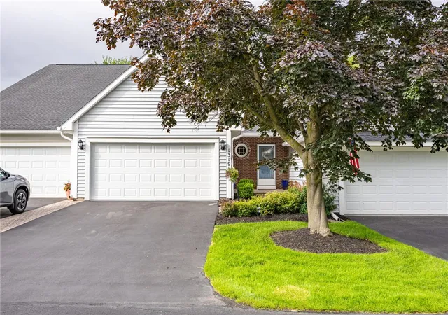 1st image of 1319 Wellington Dr, Victor, NY 14564 | MLS# R1696613