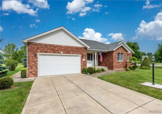 1st image of 4250 Scenic Dr, Lewiston, NY 14174 | MLS# B1694646
