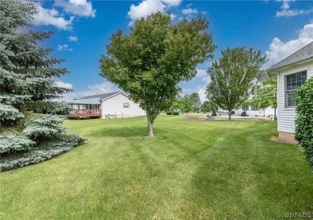 4th image of 4250 Scenic Dr, Lewiston, NY 14174 | MLS# B1694646