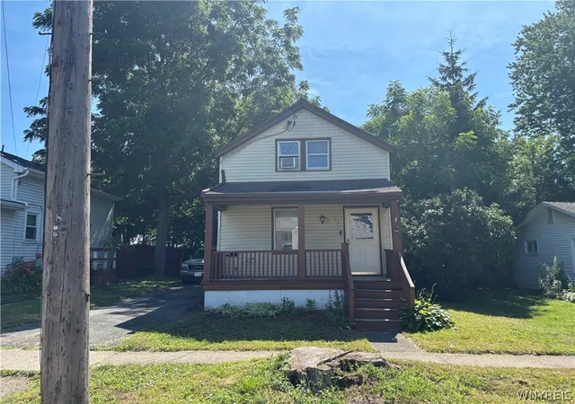 1st image of 199 Cottage St, Lockport, NY 14094 | MLS# B1697012