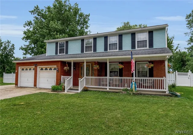 Photo 3 of Sale Pending at 76 Villa Maria Rd, Buffalo, NY 14224 | MLS# B1695287 | Listing updated on 2026-07-17