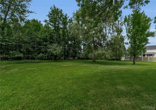 Homes for sale in West Seneca, NY | 76 Villa Maria Rd, West Seneca, NY 14224 | MLS# B1695287