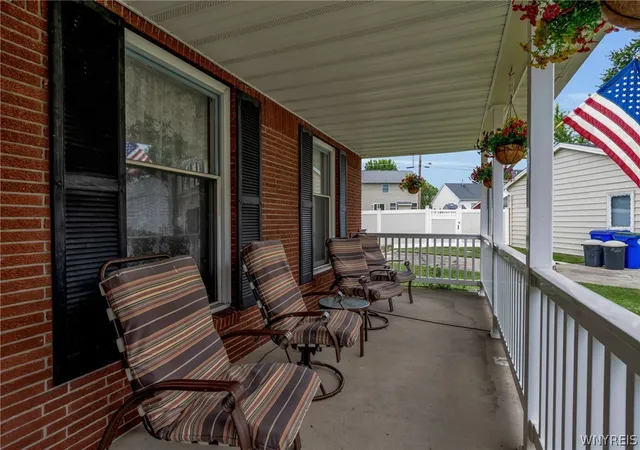 Photo 3 of Sale Pending at 76 Villa Maria Rd, Buffalo, NY 14224 | MLS# B1695287 | Listing updated on 2026-07-17