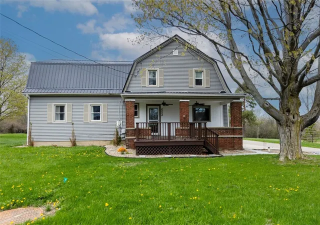 Photo 2 of Sale Pending at 6224 Versailles Rd, Lake View, NY 14085 | MLS# R1697042 | Listing updated on 2026-07-17