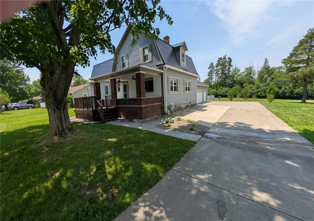 Homes for sale in Hamburg, NY | 6224 Versailles Rd, Hamburg, NY 14085 | MLS# R1697042