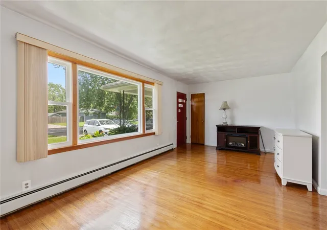 4th image of 48 Tarwood Dr, Gates, NY 14606 | MLS# R1696828