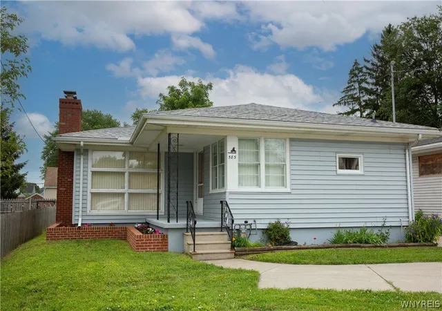 Homes for sale in West Seneca, NY | 585 Harlem Rd, West Seneca, NY 14224 | MLS# B1696886