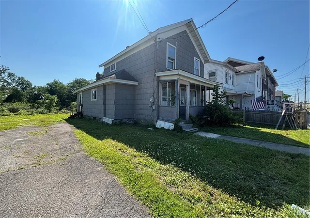 Homes for sale in Rome, NY | 209 211 E Whitesboro, Rome, NY 13440 | MLS# S1696943