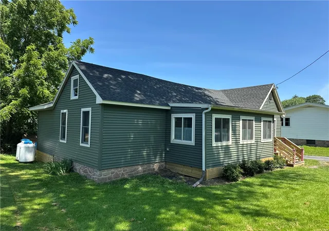 Homes for sale in Alexandria Bay, NY | 35 Bolton Ave, Alexandria Bay, NY 13607 | MLS# R1696834