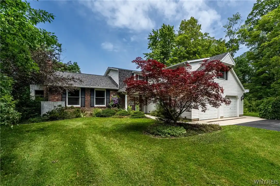Single family home for sale at 629 Lake Rd, Youngstown, NY 14174 | MLS# B1695973