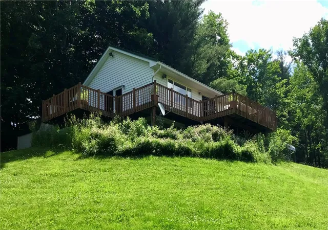 4th image of 10695 Sandy Hill Rd, Dansville, NY 14437 | MLS# R1697070