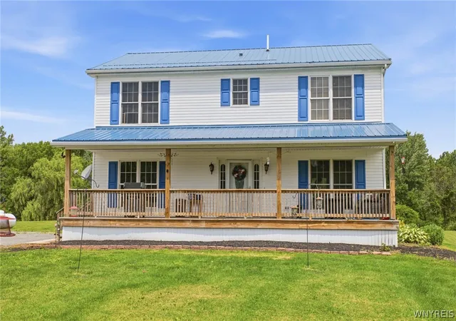 Homes for sale in Batavia, NY | 2637 Brown Rd, Batavia, NY 14036 | MLS# B1695430