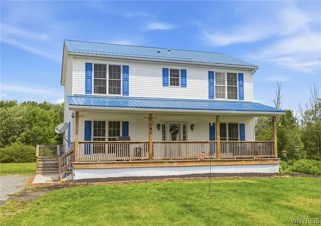 Homes for sale in Batavia, NY | 2637 Brown Rd, Batavia, NY 14036 | MLS# B1695430