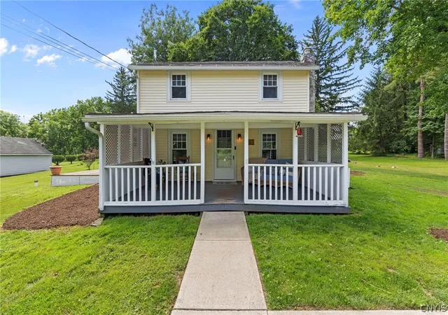 1st image of 586 Stump Rd, Skaneateles Falls, NY 13153 | MLS# S1694087