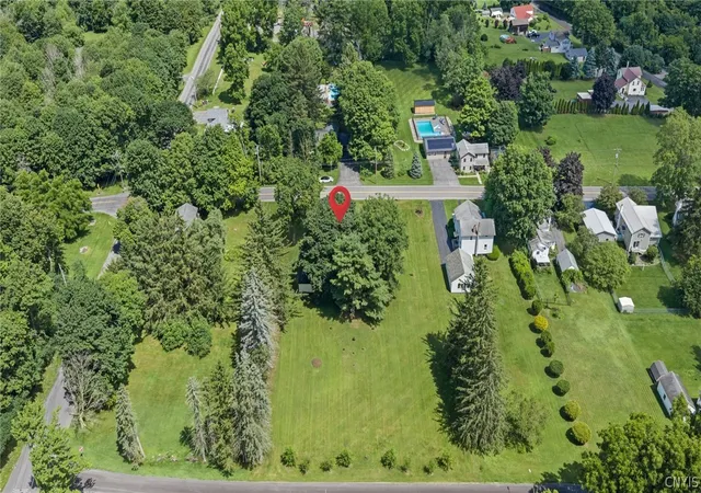 49th image of 586 Stump Rd, Skaneateles Falls, NY 13153 | MLS# S1694087