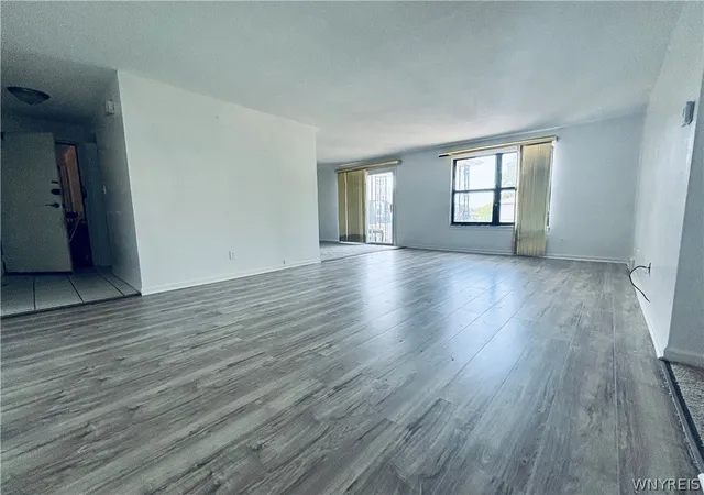 4th image of 136 Denrose Dr #8, Buffalo, NY 14228 | MLS# B1697074