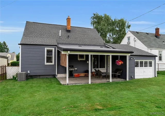 Homes for sale in Cheektowaga, NY | 1305 Cleveland Dr, Cheektowaga, NY 14225 | MLS# B1696893