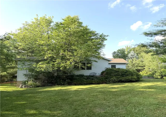 3rd image of 180 County Hwy 47, Oneonta, NY 13820 | MLS# R1696738