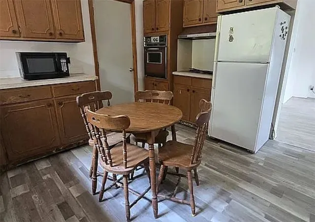2nd image of 3 Race Course St, Amsterdam, NY 12010 | MLS# R1696438