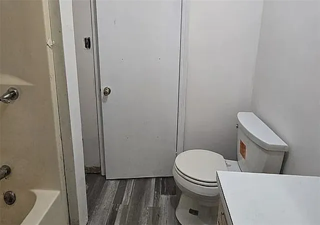 5th image of 3 Race Course St, Amsterdam, NY 12010 | MLS# R1696438