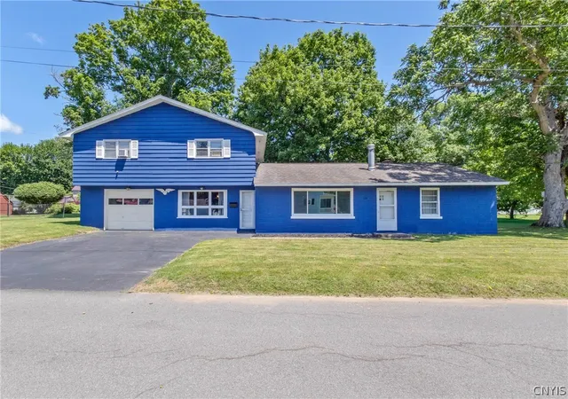 1st image of 305 N 7th St, Fulton, NY 13069 | MLS# S1695862