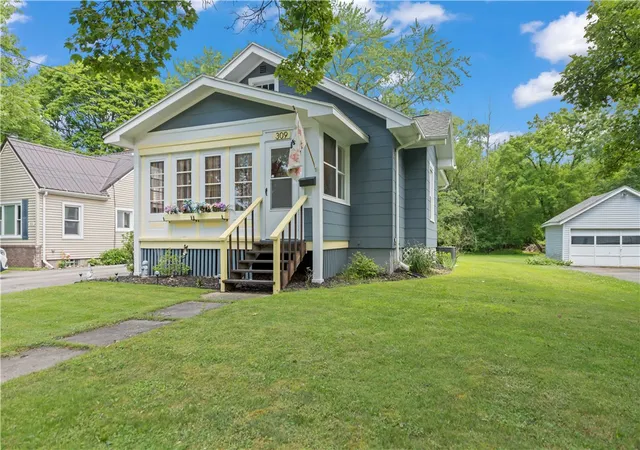 1st image of 309 North Ave, Webster, NY 14580 | MLS# R1696050