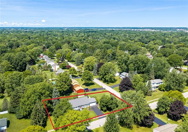 Homes for sale in Henrietta, NY | 93 Glen Acre Dr, Henrietta, NY 14534 | MLS# R1696914