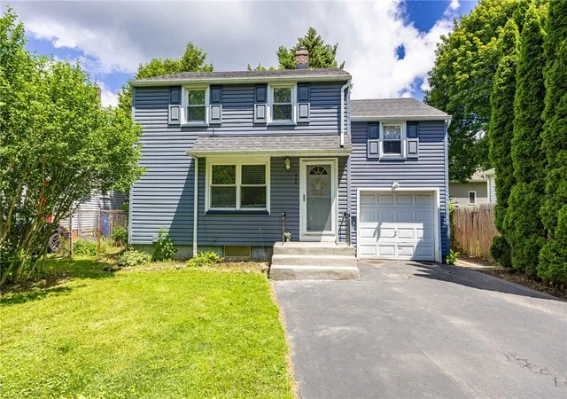 1st image of 204 Fairfax Rd, Rochester, NY 14609 | MLS# R1697169
