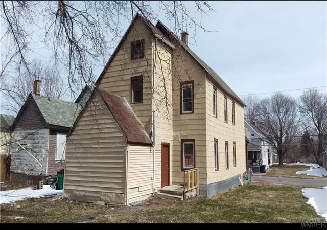 Listing Photo 5 - Condo for sale in building located at 214 Herman St, Buffalo, NY 14211