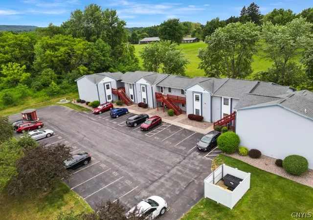 Homes for sale in Oneida, NY | 512 Fultz Dr, Oneida, NY 13421 | MLS# S1697196