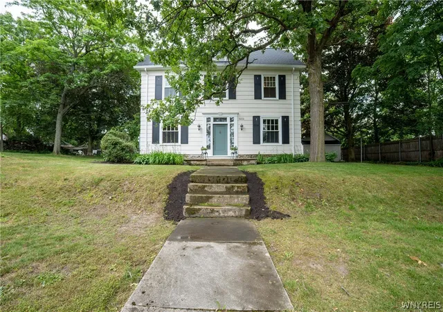 Homes for sale in Clarence, NY | 10775 Main St, Clarence, NY 14031 | MLS# B1696498