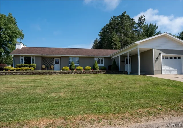 Photo 1 of Single family home for sale at 58 Chestnut St, Franklinville, NY 14737 | MLS# B1697112 | Listing updated on 2026-07-12