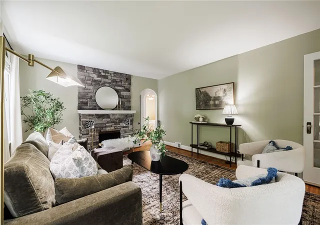 Homes for sale in Irondequoit, NY | 695 Eaton Rd, Irondequoit, NY 14617 | MLS# R1696403