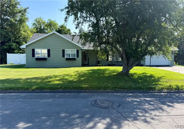 1st image of 628 Ronald St, Herkimer, NY 13350 | MLS# S1696861