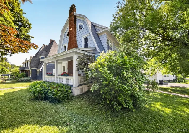 Photo 2 of Sale Pending at 225 Strathmore Dr, Syracuse, NY 13207 | MLS# S1694302 | Listing updated on 2026-07-15