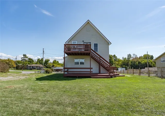 Homes for sale in Lyme, NY | 12093 County Route 125, Lyme, NY 13622 | MLS# S1697161