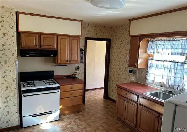 Photo 3 of Single family home for sale at 900 Turin St, Rome, NY 13440 | MLS# S1697234 | Listing updated on 2026-07-09