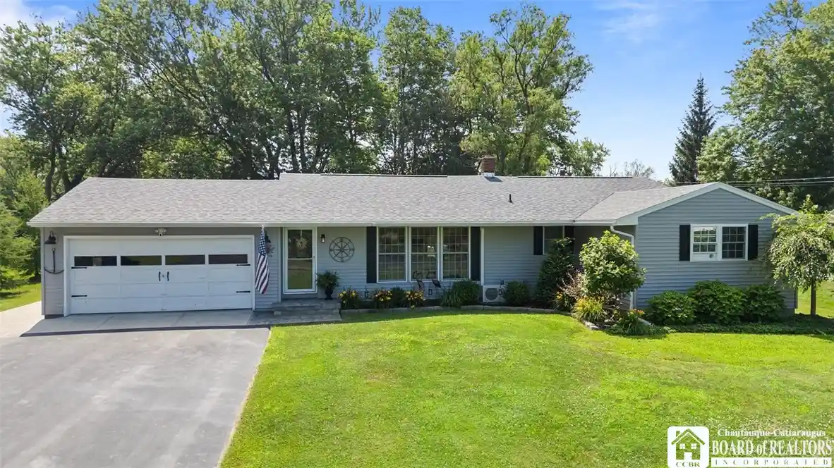 Photo 1 of Single family home for sale at 10482 Bay Shore Dr, Dunkirk, NY 14048 | MLS# R1696891 | Listing updated on 2026-10-03