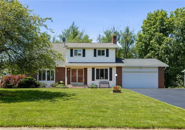 1st image of 189 Sherri Ann Ln, Rochester, NY 14626 | MLS# R1697240