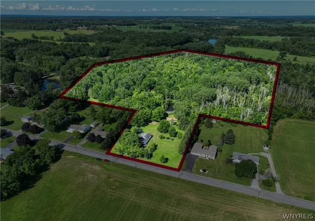 Photo 1 of Single family home for sale at 7424 S Pearl Rd, Oakfield, NY 14125 | MLS# B1696636 | Listing updated on 2026-07-22