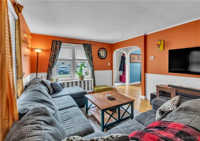 4th image of 782 Beach Rd Rd, Buffalo, NY 14225 | MLS# B1697230
