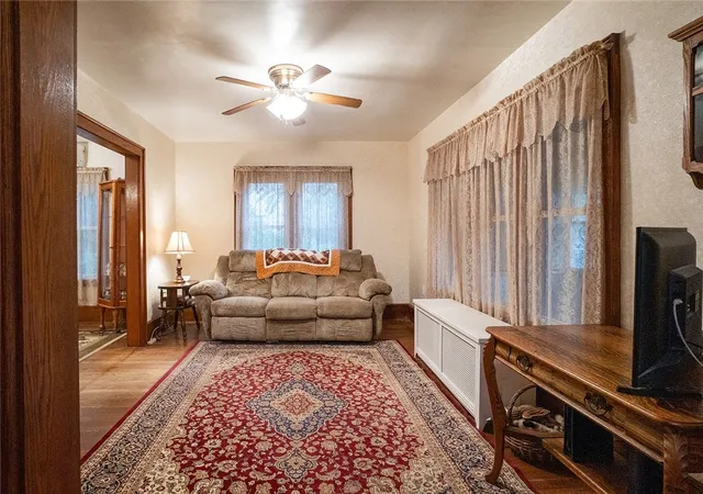 Photo 4 of Single family home for sale at 105 Benham St, Penn Yan, NY 14527 | MLS# R1697028 | Listing updated on 2026-07-27
