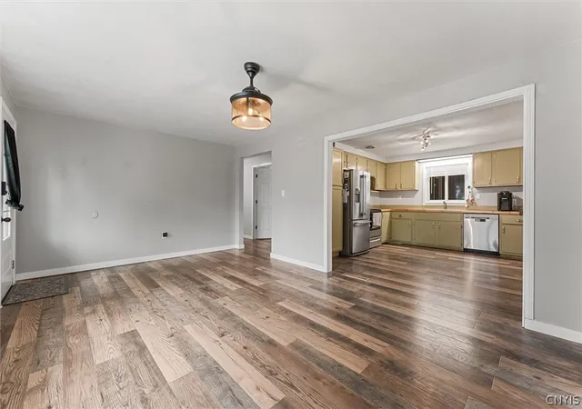 5th image of 317 Fairmount Ave, Salina, NY 13088 | MLS# S1696506
