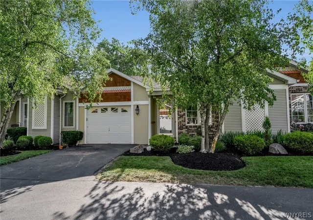 3rd image of 1683 Maple Rd #B, Buffalo, NY 14221 | MLS# B1697037