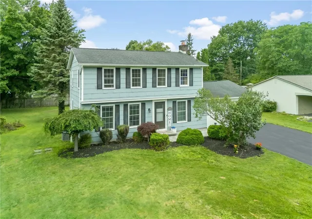 Homes for sale in Greece, NY | 73 Stallion Cir, Greece, NY 14626 | MLS# R1696202