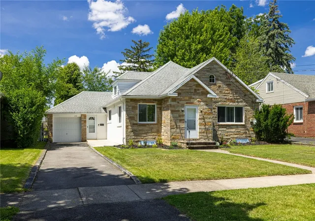 Homes for sale in Rochester, NY | 2133 Culver Rd, Rochester, NY 14609 | MLS# R1696862